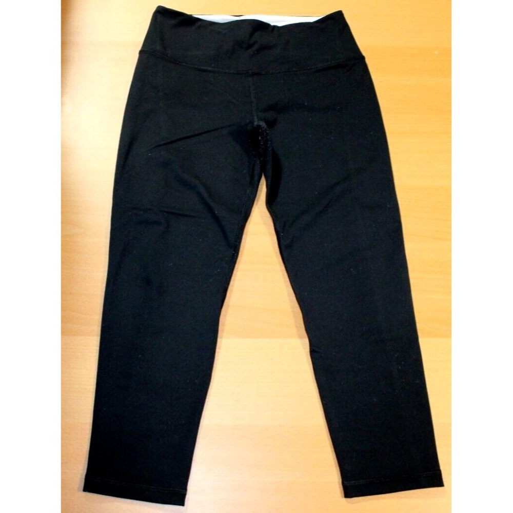 Womens Victoria's Secret VSX Sport Capri Leggings Small Black Activewear Yoga